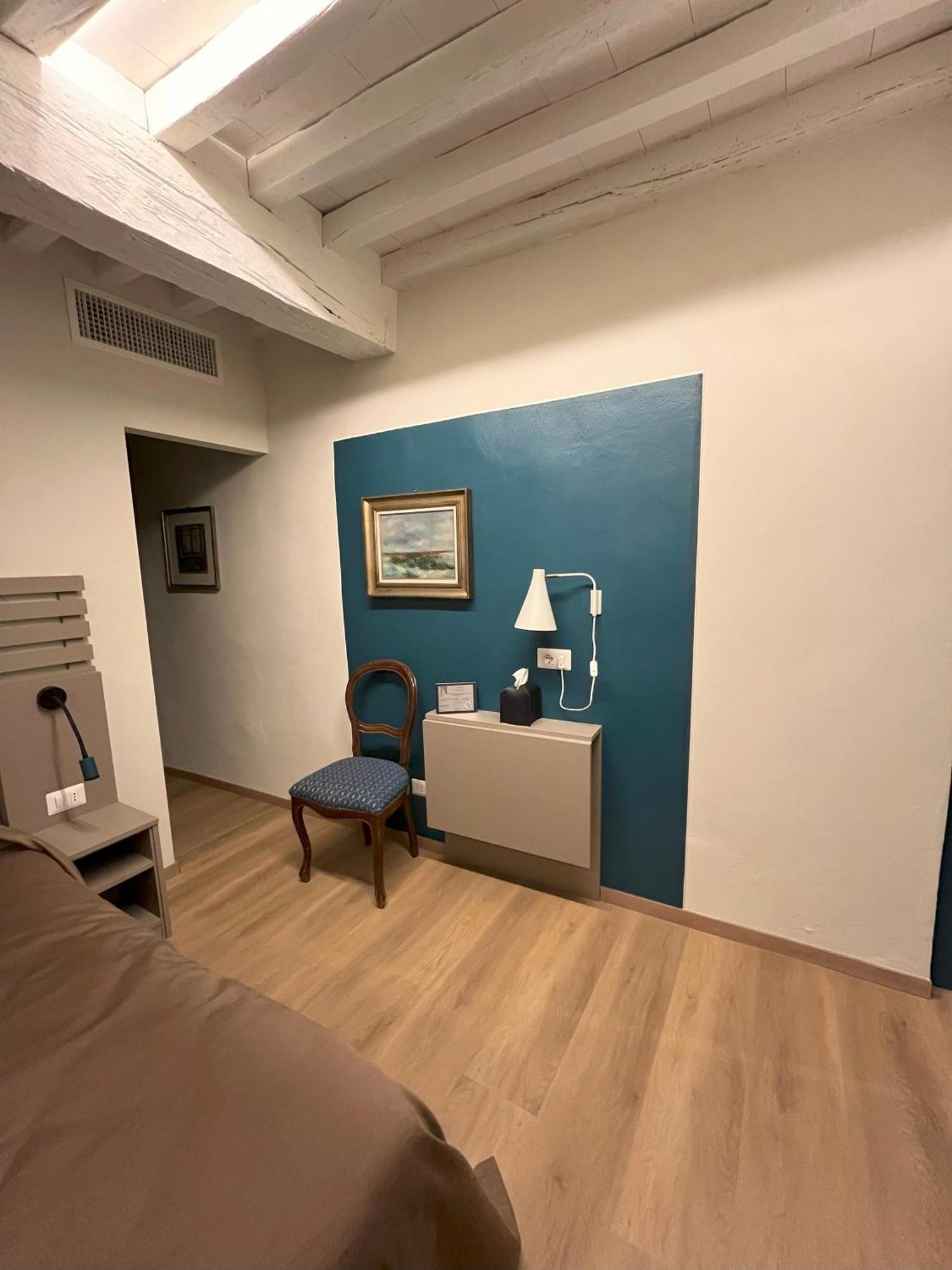 Borgo35 Hotel Parma Bagian luar foto